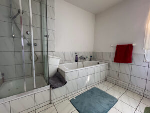 Wohnung 3. OG Badezimmer