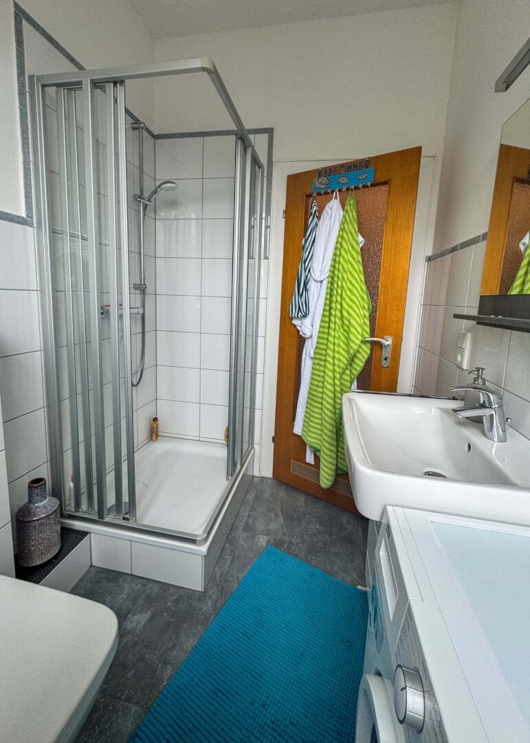 Bad Wohnung 1 OG links