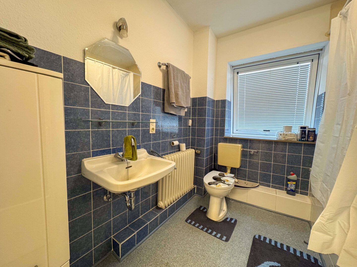 Bad Wohnung 2 OG rechts