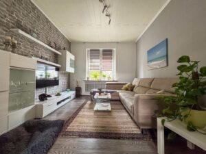 Wohnzimmer Wohnung EG