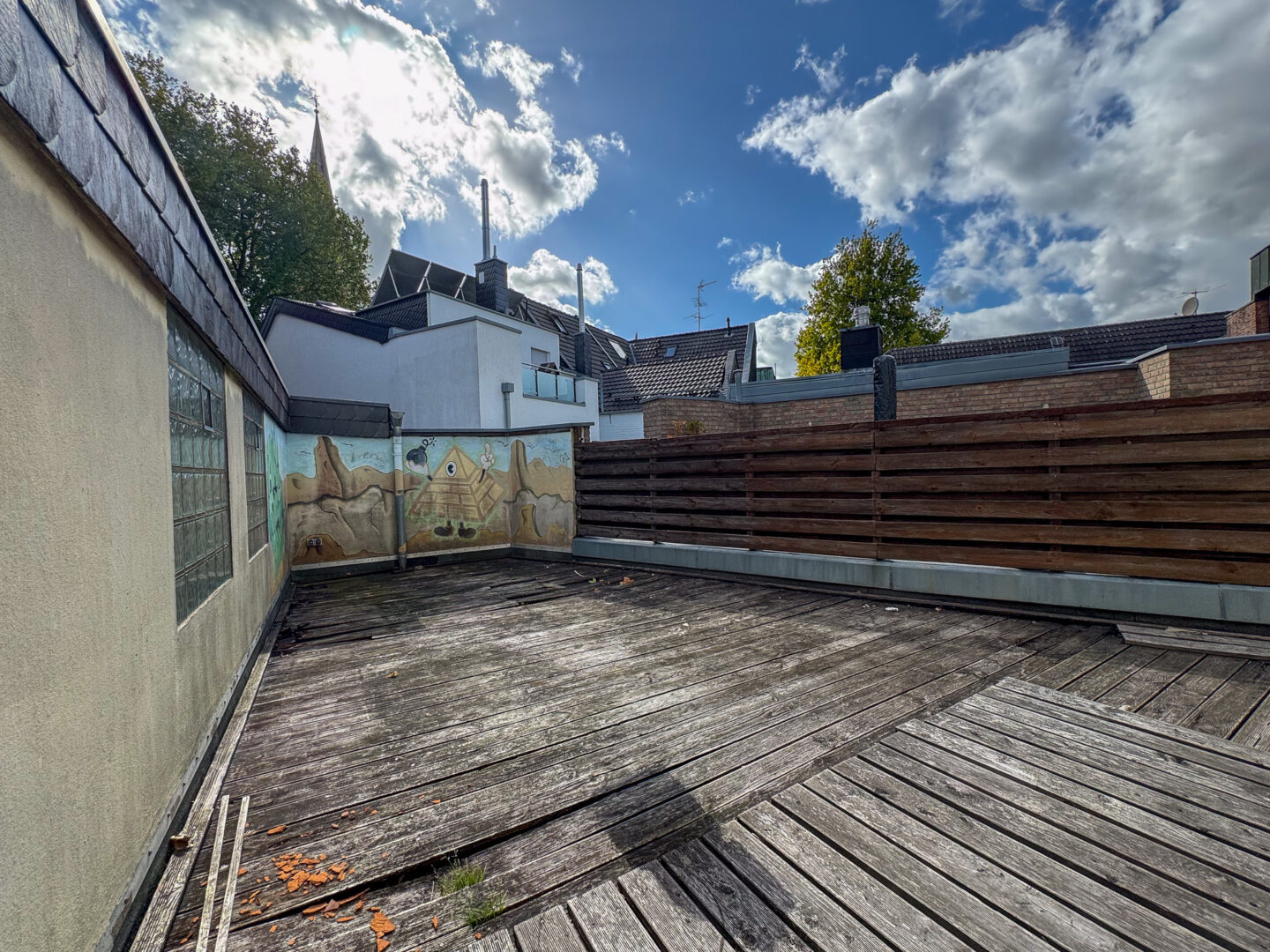 große Dachterrasse