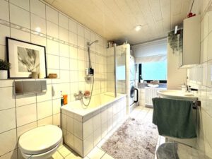 Badezimmer Whg. OG