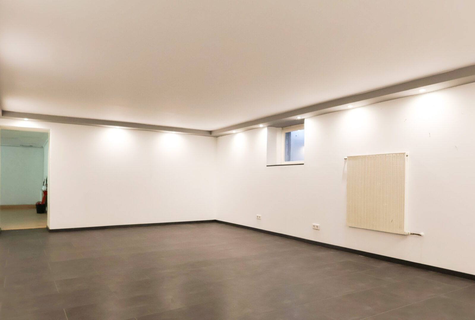 Kellerraum / Büro / Praxis