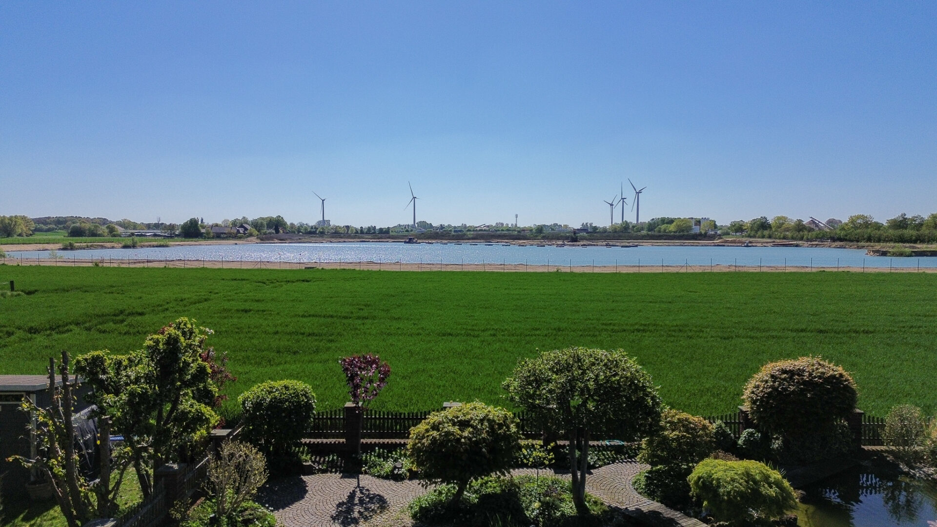 Aussicht aus dem Obergeschoss