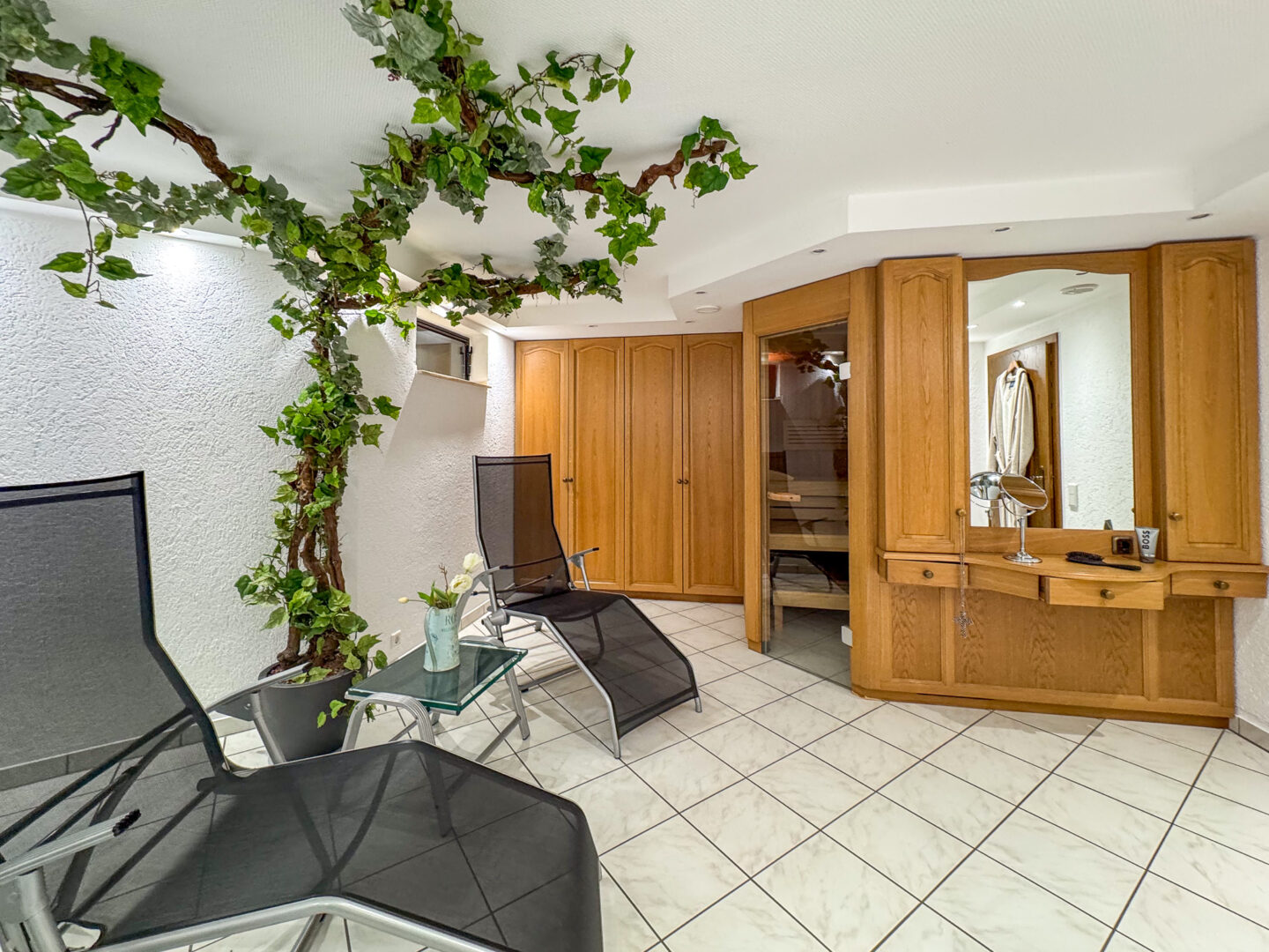 Wellnesskeller inkl. Sauna und Dusche