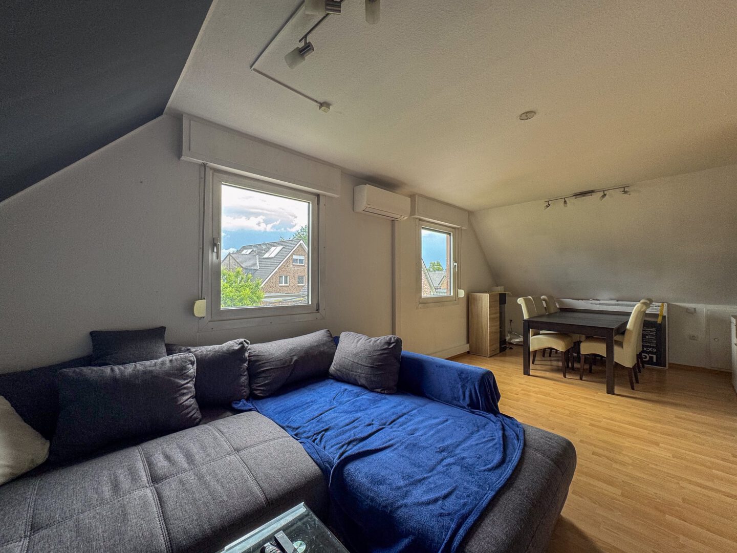 Wohnzimmer 1OG